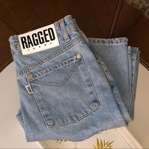 “Butt cut” mom jean